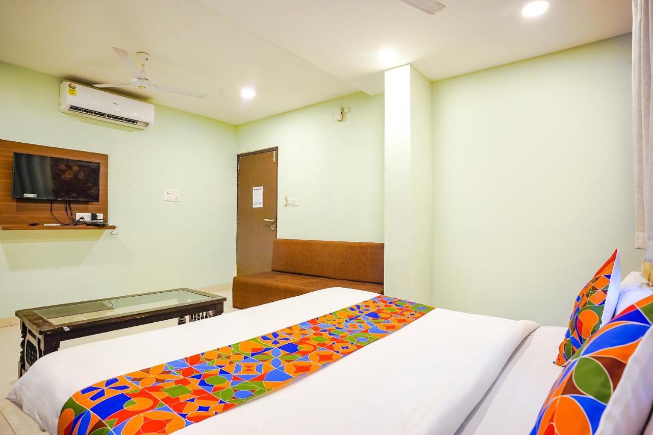 Fabhotel Uday Vilas Indore Buitenkant foto